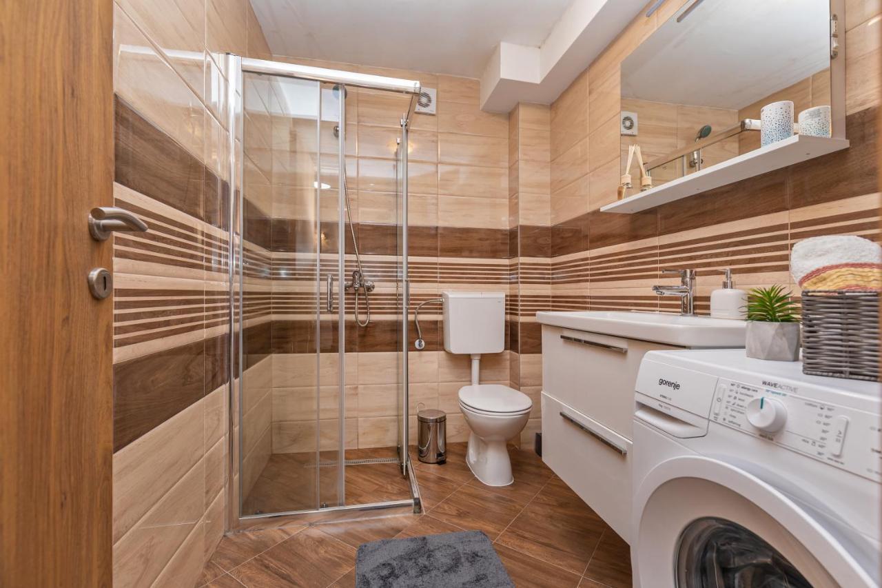 Apartments Sweet And Cozy Кавтат Екстериор снимка