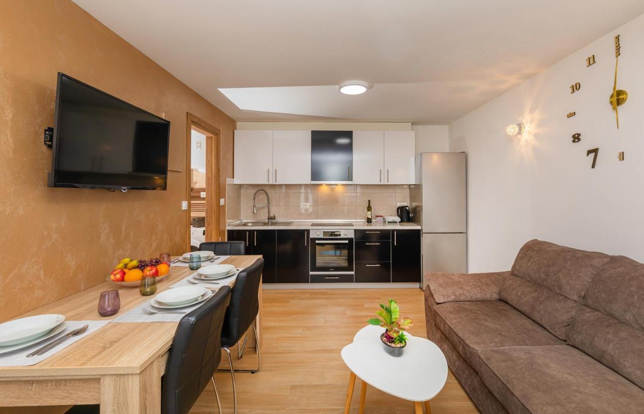 Apartments Sweet And Cozy Кавтат Екстериор снимка