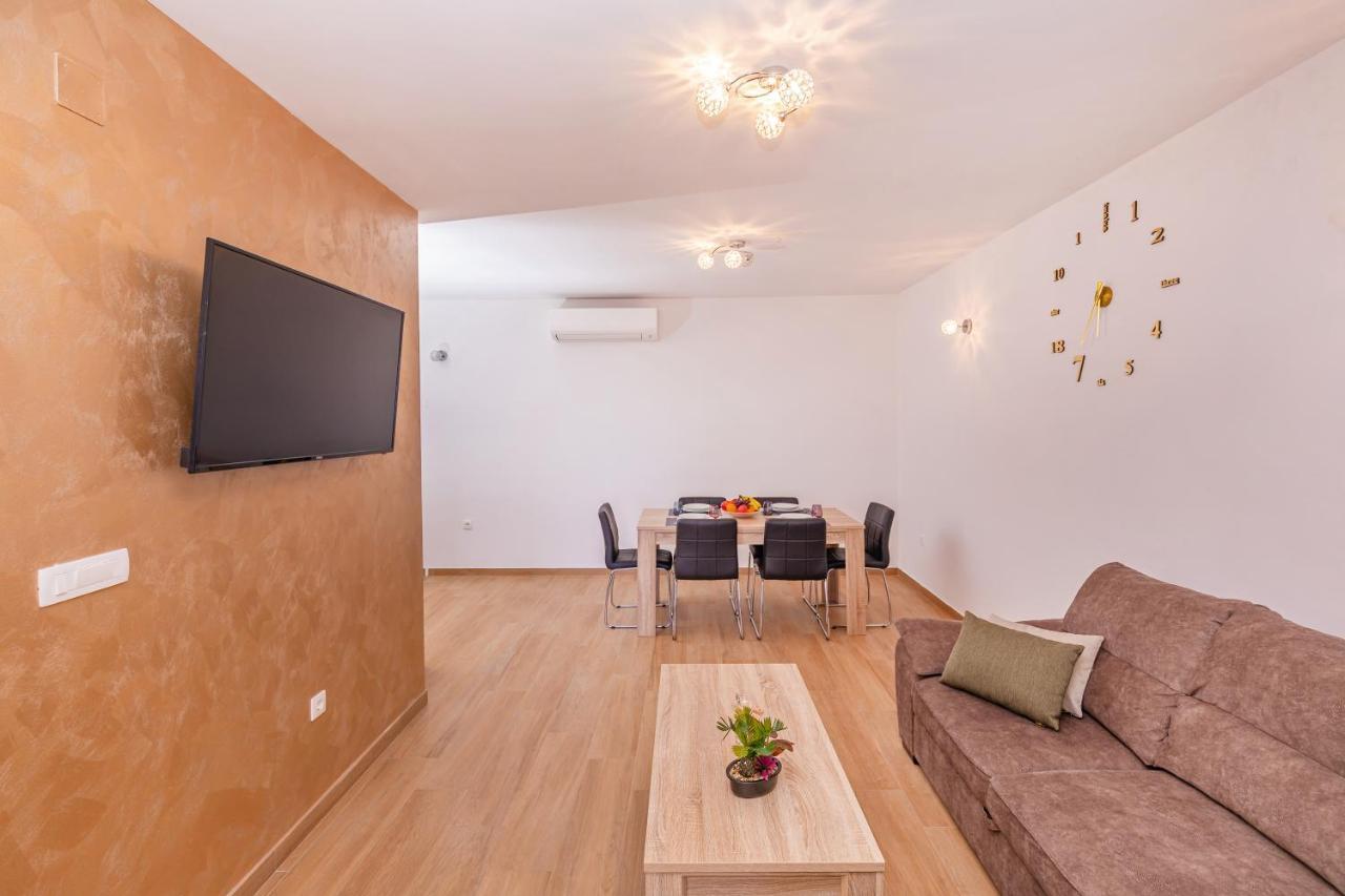 Apartments Sweet And Cozy Кавтат Екстериор снимка